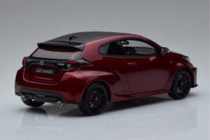 Toyota GR Yaris Червен Otto 1:18 OT1003 Смола — снимка 2 от 6
