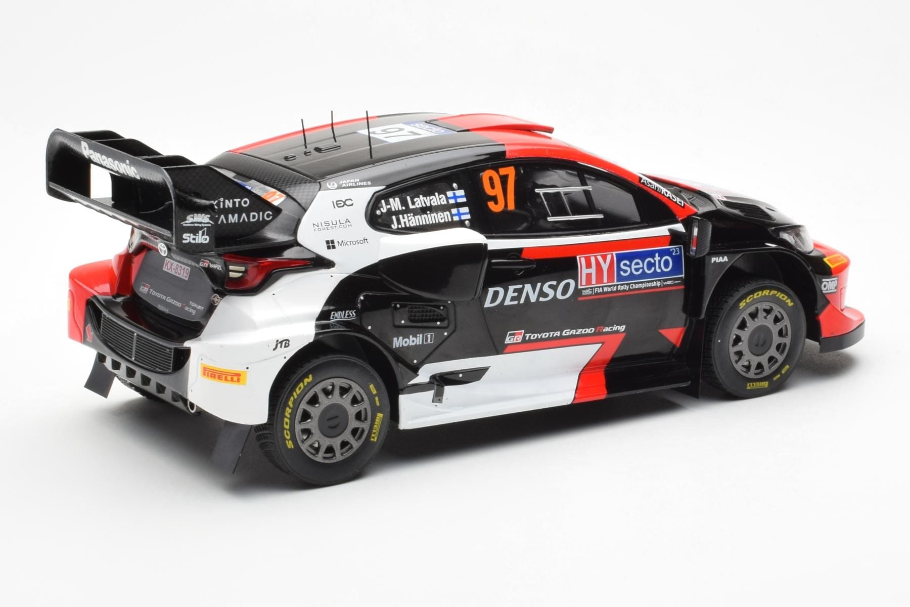 Toyota GR Yaris Rally1 #97 J-M. Latvala / J. Hanninen Rally Finland 2023 IXO 1:18 18RMC174B Метал — снимка 2 от 6