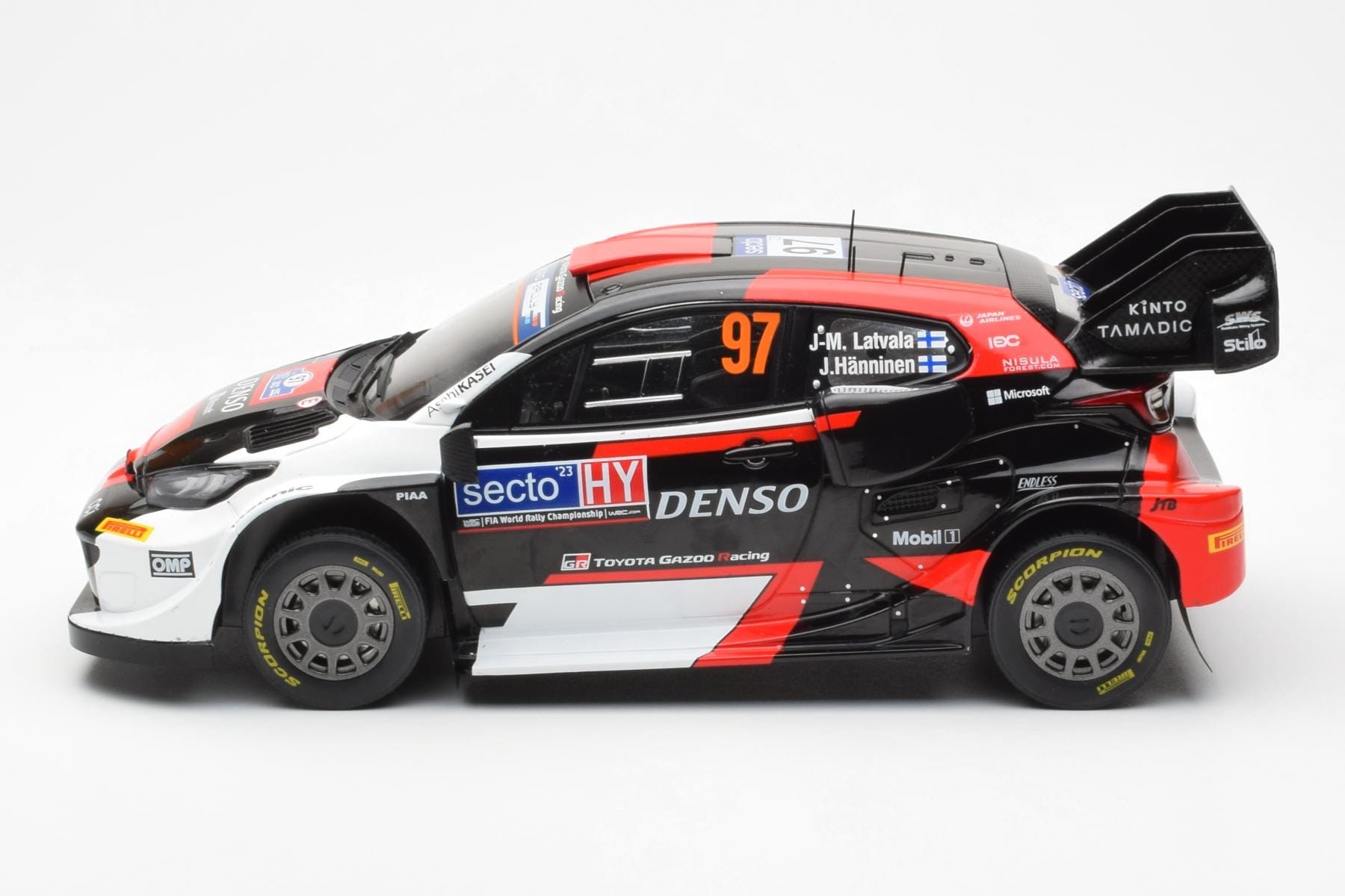 Toyota GR Yaris Rally1 #97 J-M. Latvala / J. Hanninen Rally Finland 2023 IXO 1:18 18RMC174B Метал — снимка 3 от 6