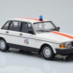 Volvo 240 GL Полиция Белгия Minichamps 1:18 - image 4 of 6