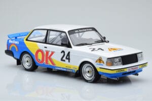 Volvo 240 Turbo Beckers #24 P.G. Andersson Nurburgring 1985 IXO 1:18 18RMC105A Метал — снимка 4 от 6