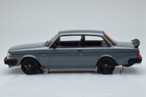 Volvo 240 Turbo Сив IXO 1:18 18CMC089 Метал — снимка 3 от 6