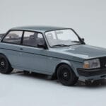 Volvo 240 Turbo Сив IXO 1:18 - image 4 of 6