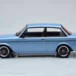 Volvo 240 Turbo Светлосин IXO 1:18 - image 3 of 6