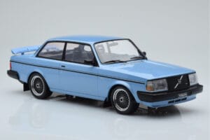 Volvo 240 Turbo Светлосин IXO 1:18 18MCC090 Метал — снимка 4 от 6