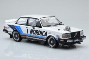 Volvo 240 Turbo Nordica #1 J. Cecotto / A. Olafsson ETCC Brno 1986 IXO 1:18 18RMC087 Метал — снимка 4 от 6