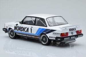 Volvo 240 Turbo Nordica #1 J. Cecotto / A. Olafsson ETCC Brno 1986 IXO 1:18 18RMC087 Метал — снимка 5 от 6
