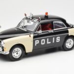 Volvo P121 Полиция Revell 1:18