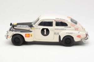 Volvo PV 544 Rally Revell 1:18 8922 Метал — снимка 4 от 8