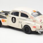 Volvo PV 544 Rally Revell 1:18 - image 7 of 8