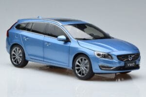 Volvo V60 D3 Power Син FAW 1:18 9430839 Метал — снимка 5 от 7