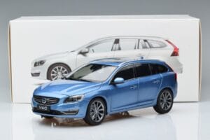 Volvo V60 D3 Power Син FAW 1:18 9430839 Метал — снимка 7 от 7