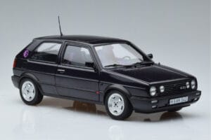 Volkswagen Golf GTI Mk2 Fire and Ice Лилав Norev 1:18 188558 Метал — снимка 5 от 7