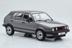 Volkswagen Golf GTI Mk2 Сив MCG 1:18 MCG18390 Метал — снимка 4 от 6