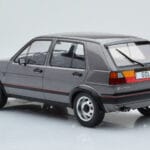 Volkswagen Golf GTI Mk2 Сив MCG 1:18 - image 5 of 6