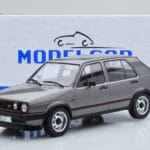 Volkswagen Golf GTI Mk2 Сив MCG 1:18 - image 6 of 6