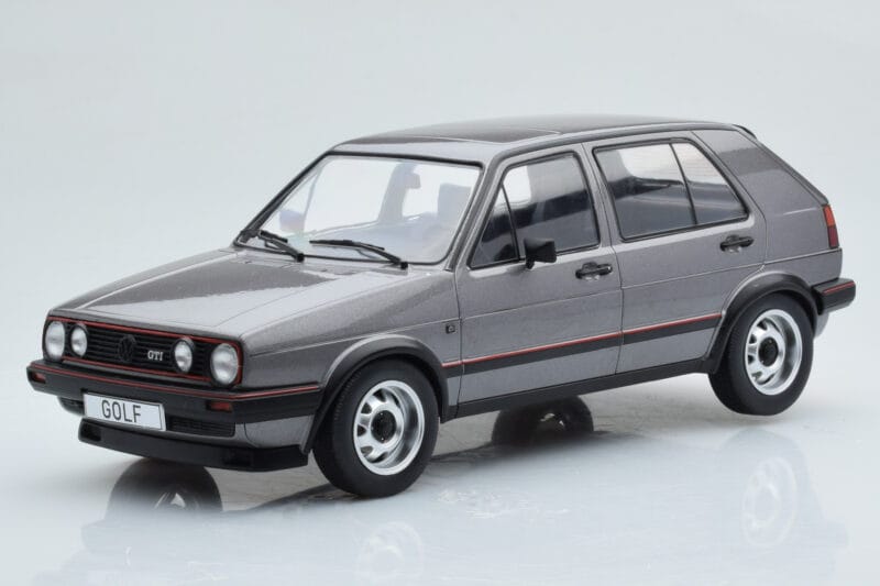 Volkswagen Golf GTI Mk2 Сив MCG 1:18