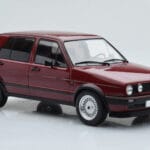 Volkswagen Golf GTI Mk2 Червен MCG 1:18 - image 4 of 6