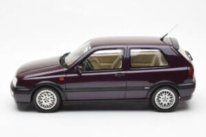 Volkswagen Golf Mk3 VR6 Syncro Тъмно Виолетово Перлен Otto 1:18 OT1052 Смола — снимка 3 от 6