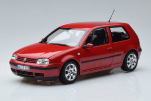 Volkswagen Golf Mk4 Червен Norev 1:18