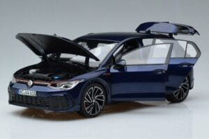 Volkswagen Golf GTI Mk8 Син Norev 1:18 188594 Метал — снимка 2 от 7
