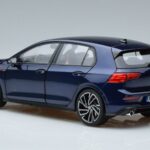 Volkswagen Golf GTI Mk8 Син Norev 1:18 188594 Метал - image 6 of 7
