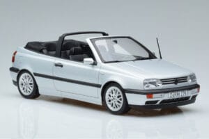 Volkswagen Golf Mk3 Кабриолет Сребристо Norev 1:18 188468 Метал — снимка 4 от 6