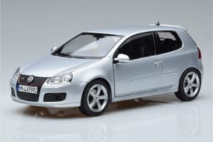 Volkswagen Golf GTI Mk5 Pirelli Edition Сребристо Norev 1:18 188425 Метал