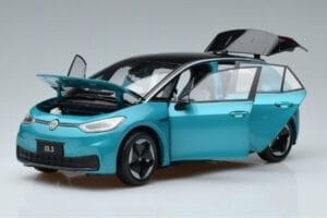 Volkswagen ID.3 Зелен FAW 1:18 ZVN000001GRU Метал — снимка 2 от 7