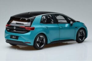 Volkswagen ID.3 Зелен FAW 1:18 ZVN000001GRU Метал — снимка 3 от 7