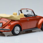 Volkswagen Beetle 1303 Кабриолет Оранжев Norev 1:18 - image 2 of 6