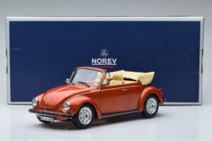 Volkswagen Beetle 1303 Кабриолет Оранжев Norev 1:18 188526 Метал — снимка 6 от 6