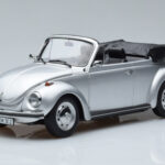 Volkswagen Beetle 1303 Кабриолет Сребрист Norev 1:18