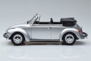 Volkswagen Beetle 1303 Кабриолет Сребрист Norev 1:18 188530 Метал — снимка 3 от 6