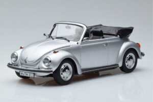 Volkswagen Beetle 1303 Кабриолет Сребрист Norev 1:18