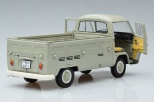 Volkswagen T2a Pickup Издание за 50-годишнината Schuco 1:18 450019800 Метал — снимка 2 от 7