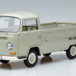Volkswagen T2a Pickup Издание за 50-годишнината Schuco 1:18 450019800 Метал