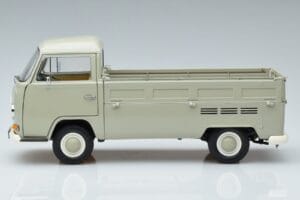 Volkswagen T2a Pickup Издание за 50-годишнината Schuco 1:18 450019800 Метал — снимка 4 от 7