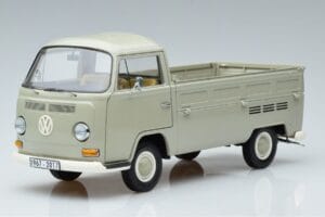 Volkswagen T2a Pickup Издание за 50-годишнината Schuco 1:18 450019800 Метал