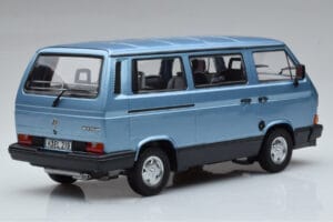 Volkswagen T3 Multivan Синьо Norev 1:18 188544 Метал — снимка 2 от 6