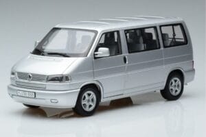 Volkswagen T4b Transporter Caravelle Minibus Schuco 1:18 450041500 Метал