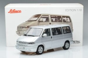 Volkswagen T4b Transporter Caravelle Minibus Schuco 1:18 450041500 Метал — снимка 8 от 8