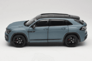 Volkswagen Teramont X Сив FAW 1:18 ZVB000003B Метал — снимка 4 от 8