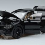 Volkswagen Touareg CR Черен FAW 1:18 LTC761021BLA Метал - image 2 of 7