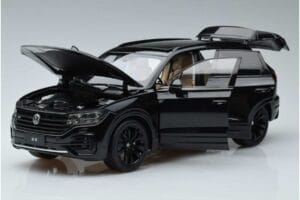 Volkswagen Touareg CR Черен FAW 1:18 LTC761021BLA Метал — снимка 2 от 7