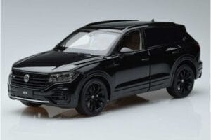 Volkswagen Touareg CR Черен FAW 1:18 LTC761021BLA Метал
