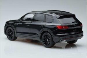 Volkswagen Touareg CR Черен FAW 1:18 LTC761021BLA Метал — снимка 6 от 7