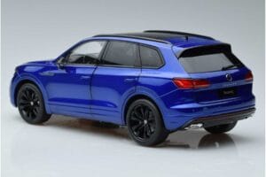 Volkswagen Touareg CR Синьо FAW 1:18 LTC761021BLU Метал — снимка 6 от 7