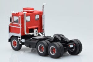 White 7400 Червен Сребрист IXO 1:43 TR170 Метал — снимка 4 от 5