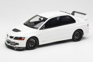 Mitsubishi Lancer Evo VIII MR FQ-400 Бял Otto 1:18
